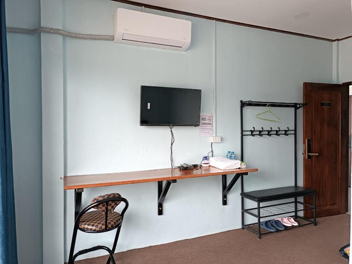 Hotel ເຮືອນພັກບີວີ Ban Thongchai-Tai Exterior foto