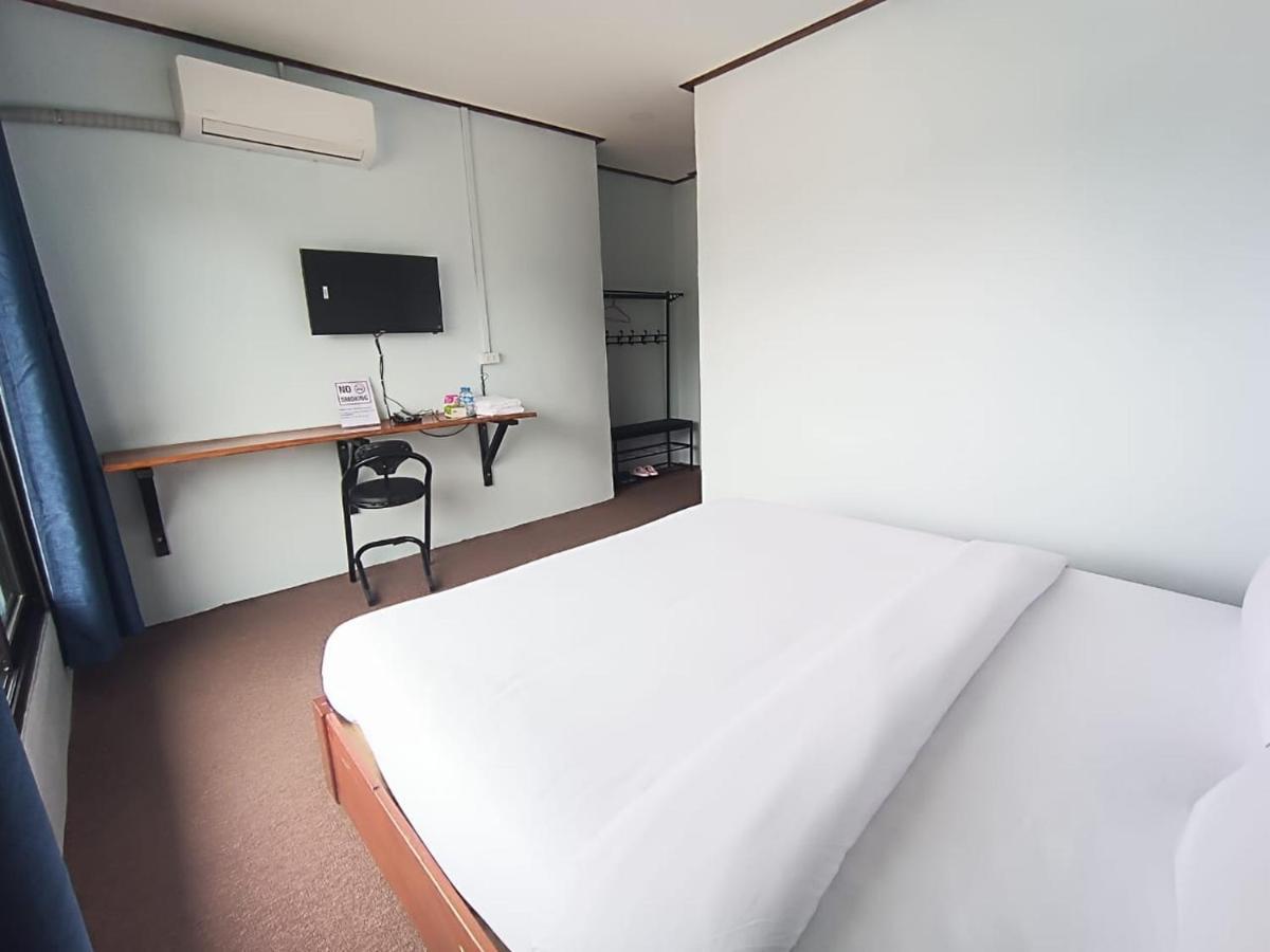 Hotel ເຮືອນພັກບີວີ Ban Thongchai-Tai Exterior foto